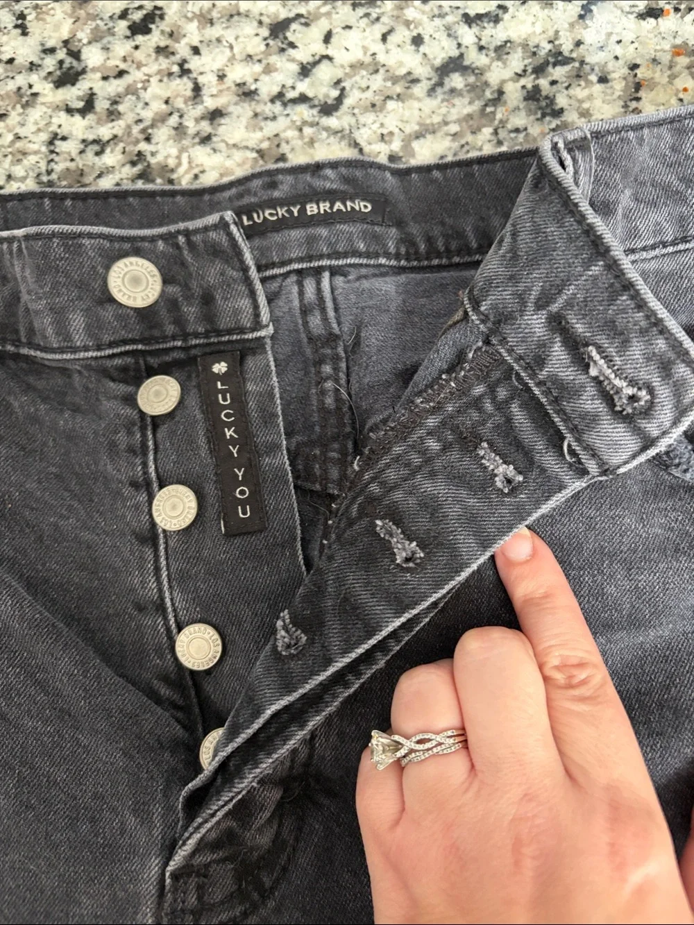 Lucky Brand women’s jeans - Picture 2 of 6